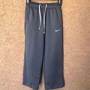 🔴 Nike Sweatpants for Boys